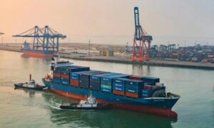 EuroHoldings locks in boxship cash flow for tanker push